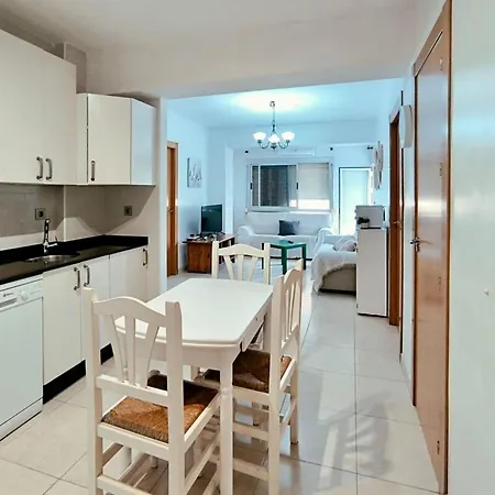 Belvilla By Oyo Holiday In Apartment *